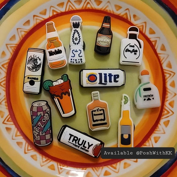 Mix & Match 4 for $10 x PALETA DE SANDIA SHOE CHARM - Picture 3 of 4